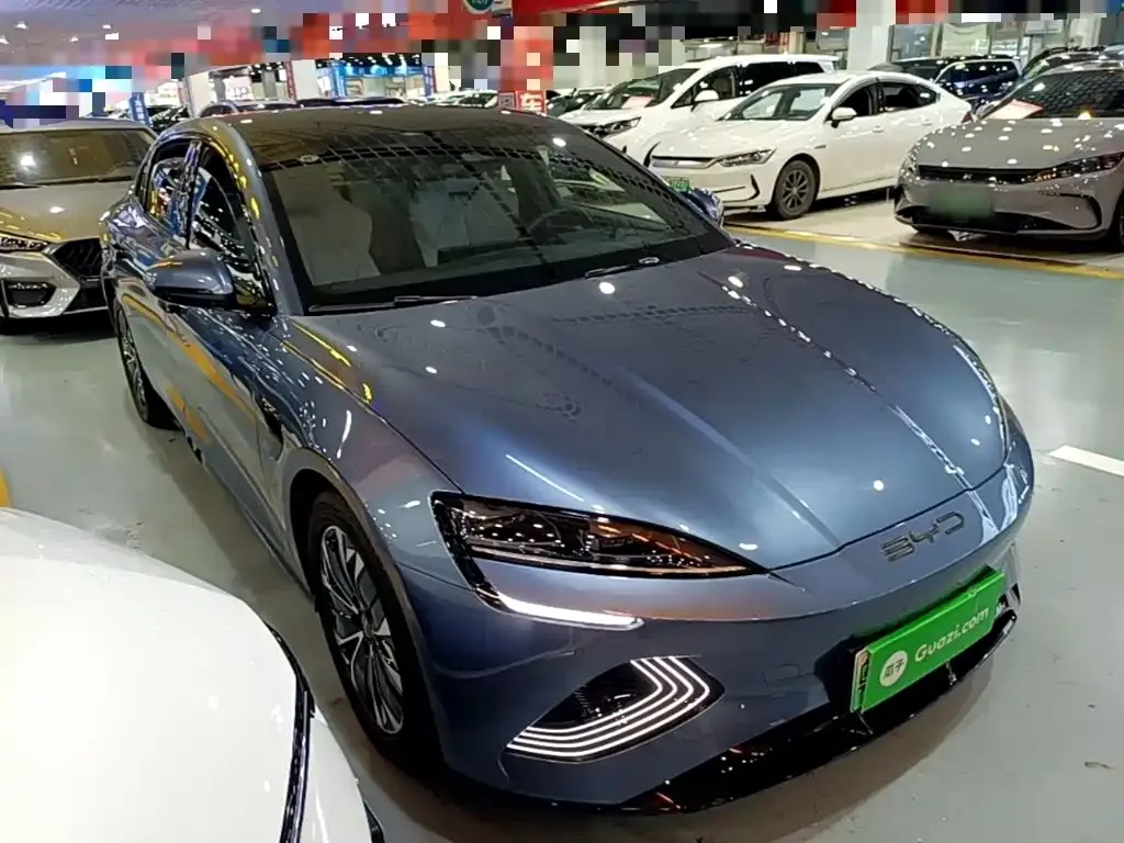 BYD Seal — фото 7