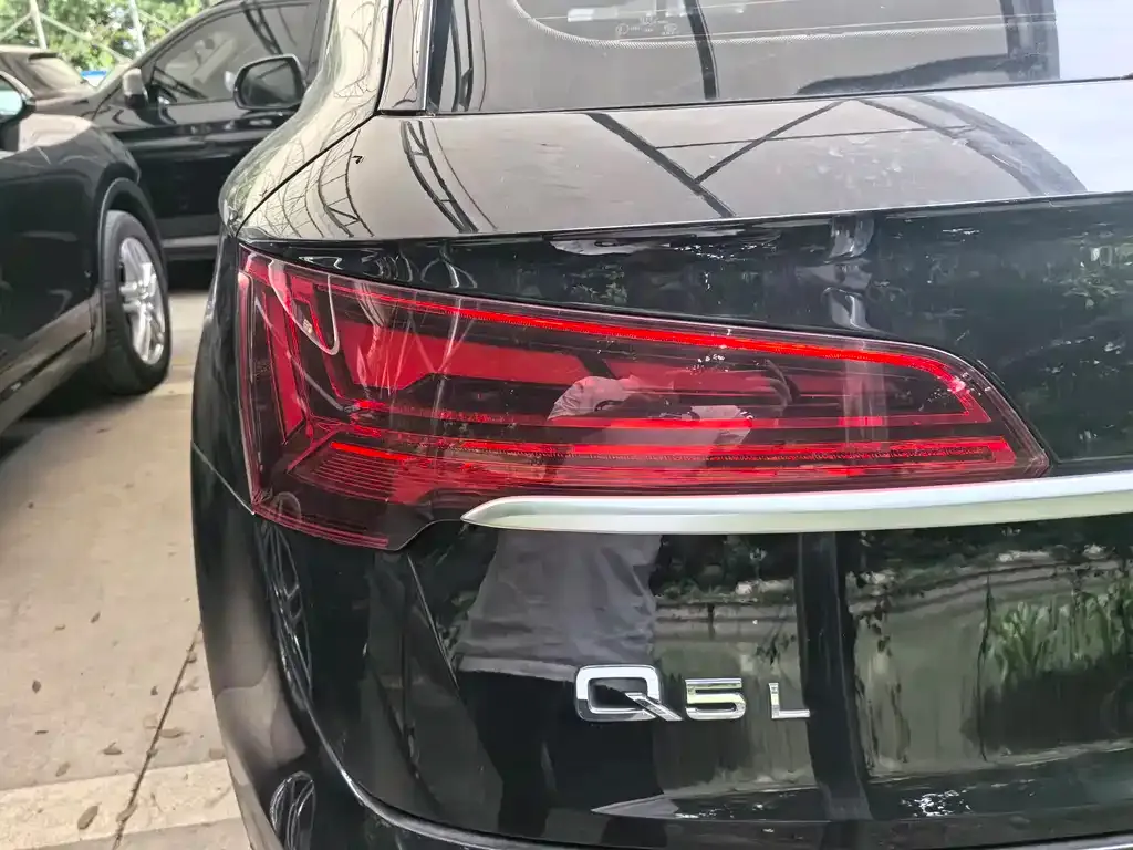 Audi Q5L 2024 из CN, фото 5