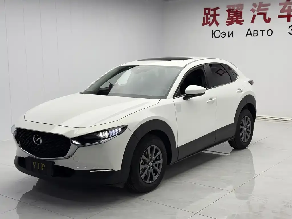 Mazda CX-30 — фото 1