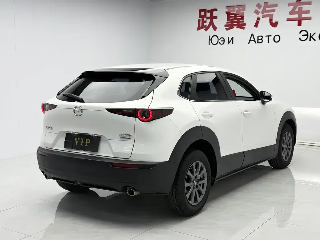 Mazda CX-30 — фото 7