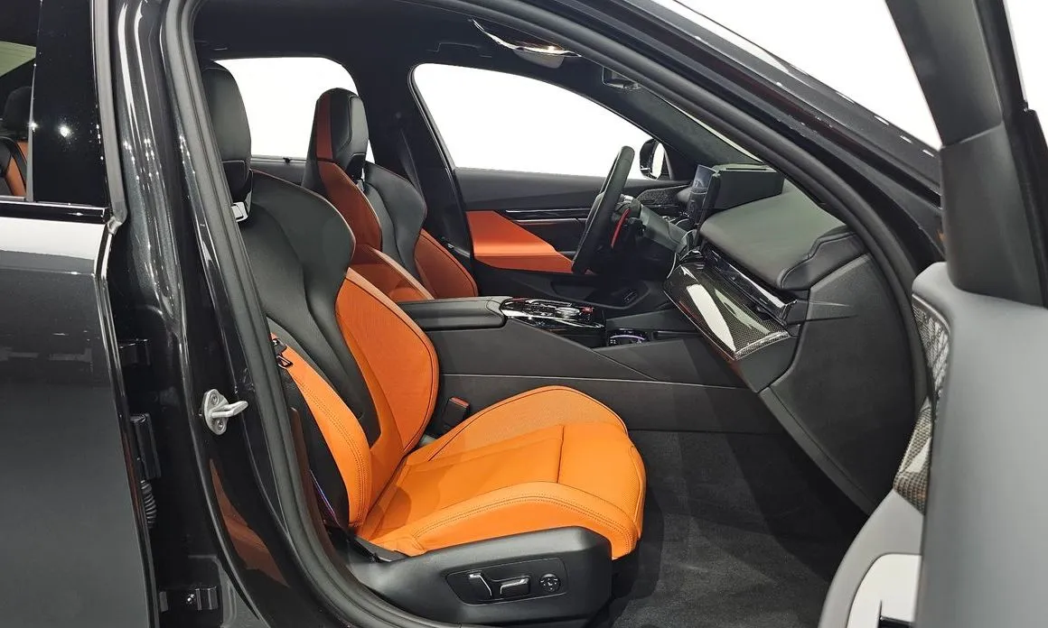 BMW M5 2026 из KR, фото 6