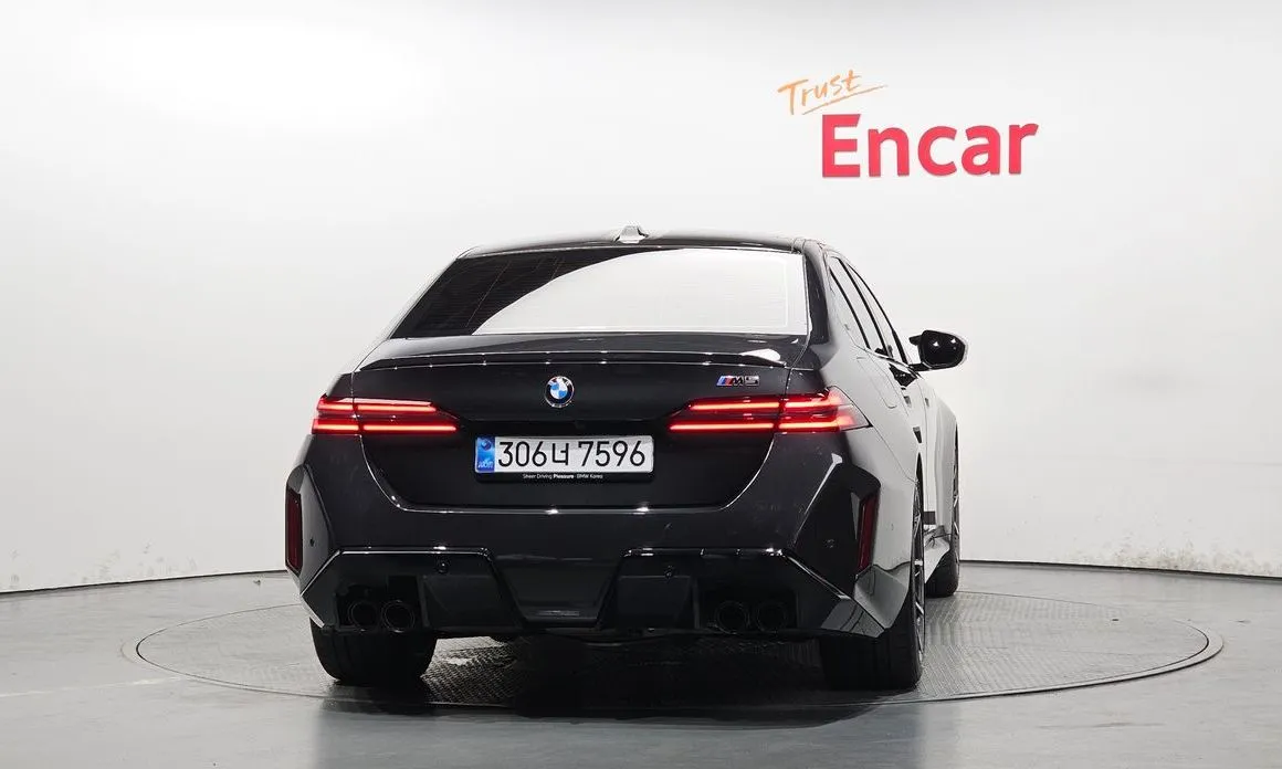BMW M5 2026 из KR, фото 5