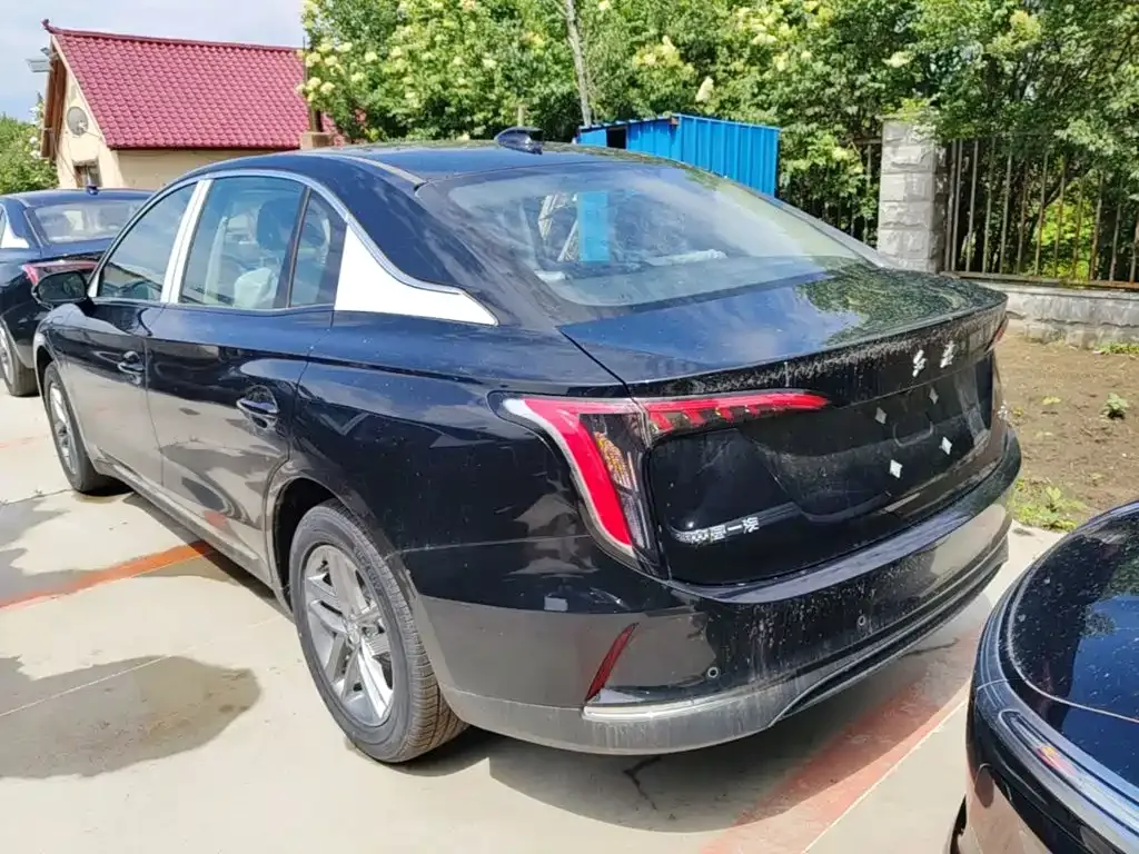 Hongqi E-QM5 — фото 4