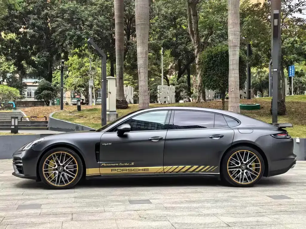 Porsche Panamera Hybrid — фото 10