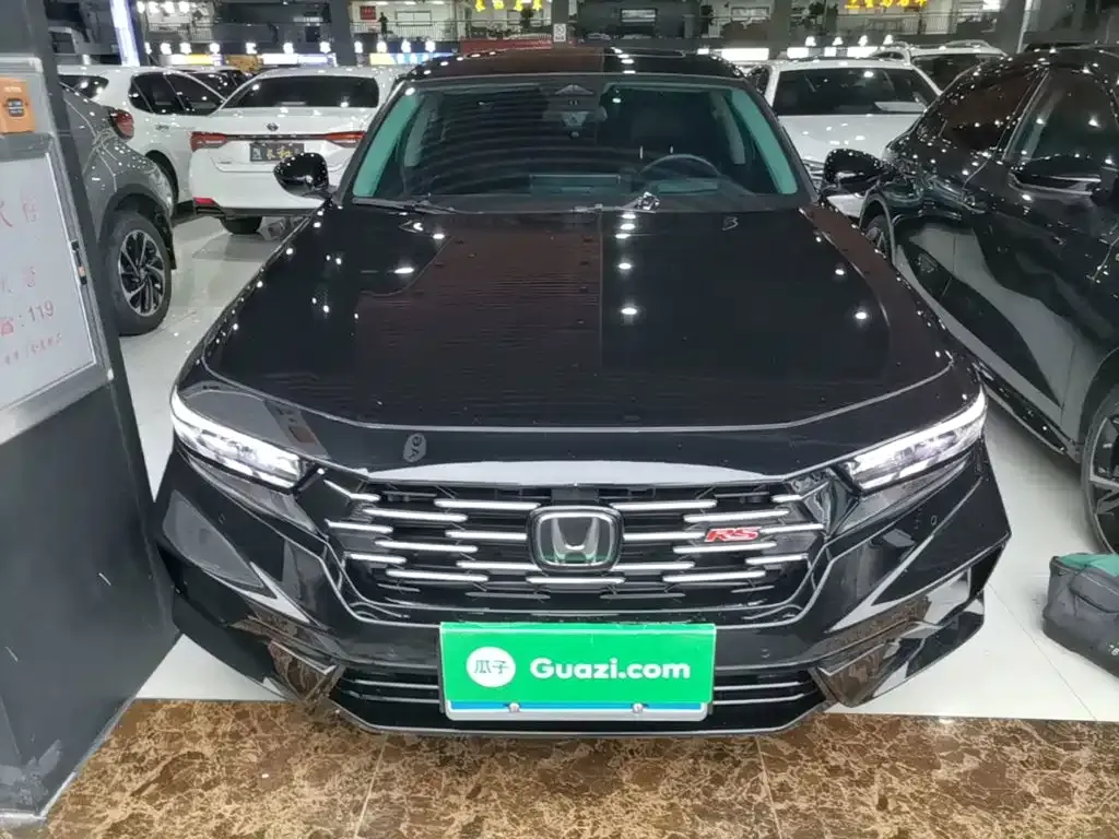 Honda Accord — фото 6