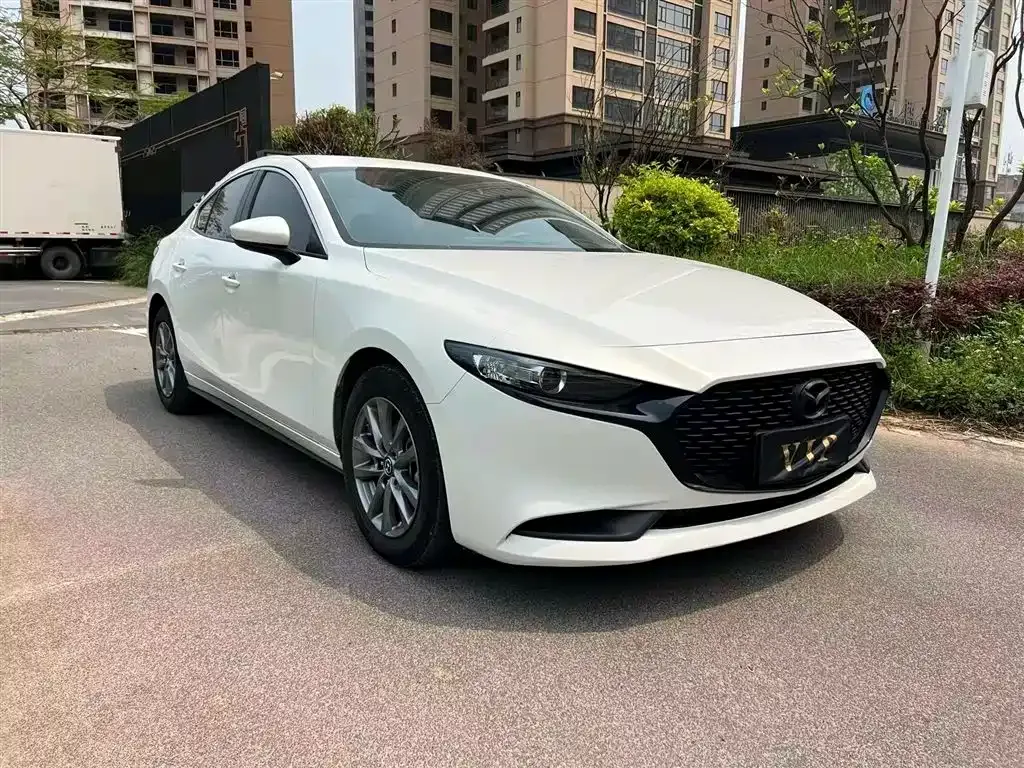 Mazda 3 Axela — фото 7