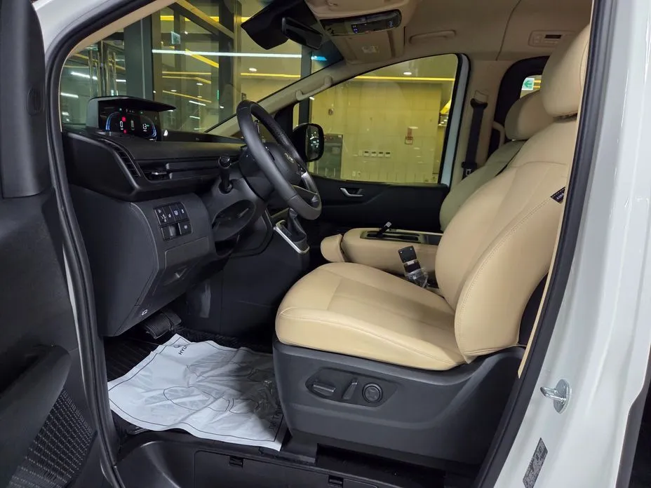 Hyundai Staria 2025 из KR, фото 6