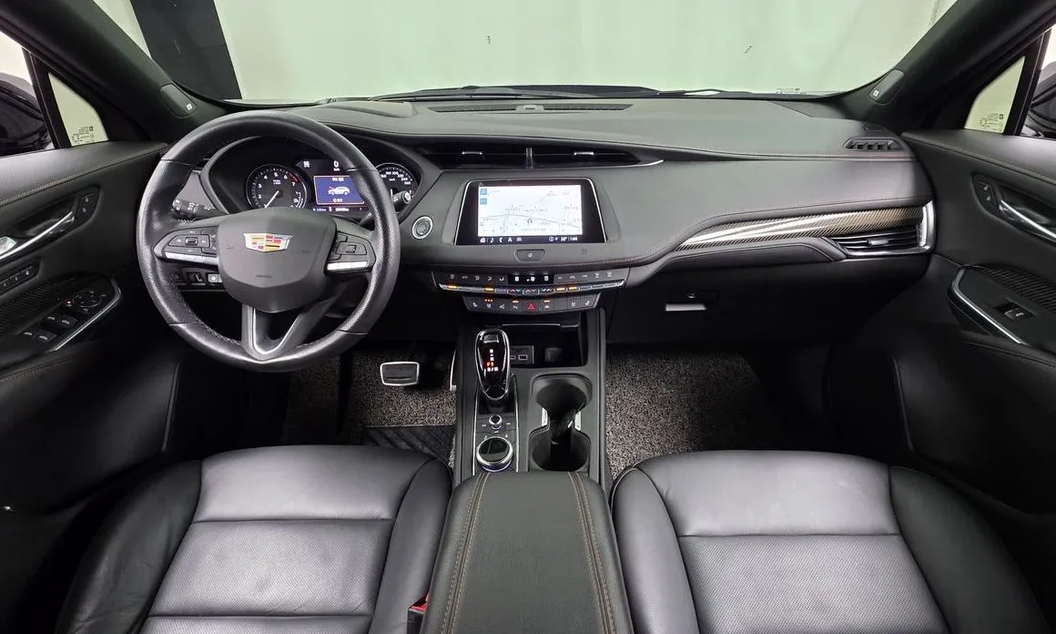 Cadillac XT4 2021 из KR, фото 9
