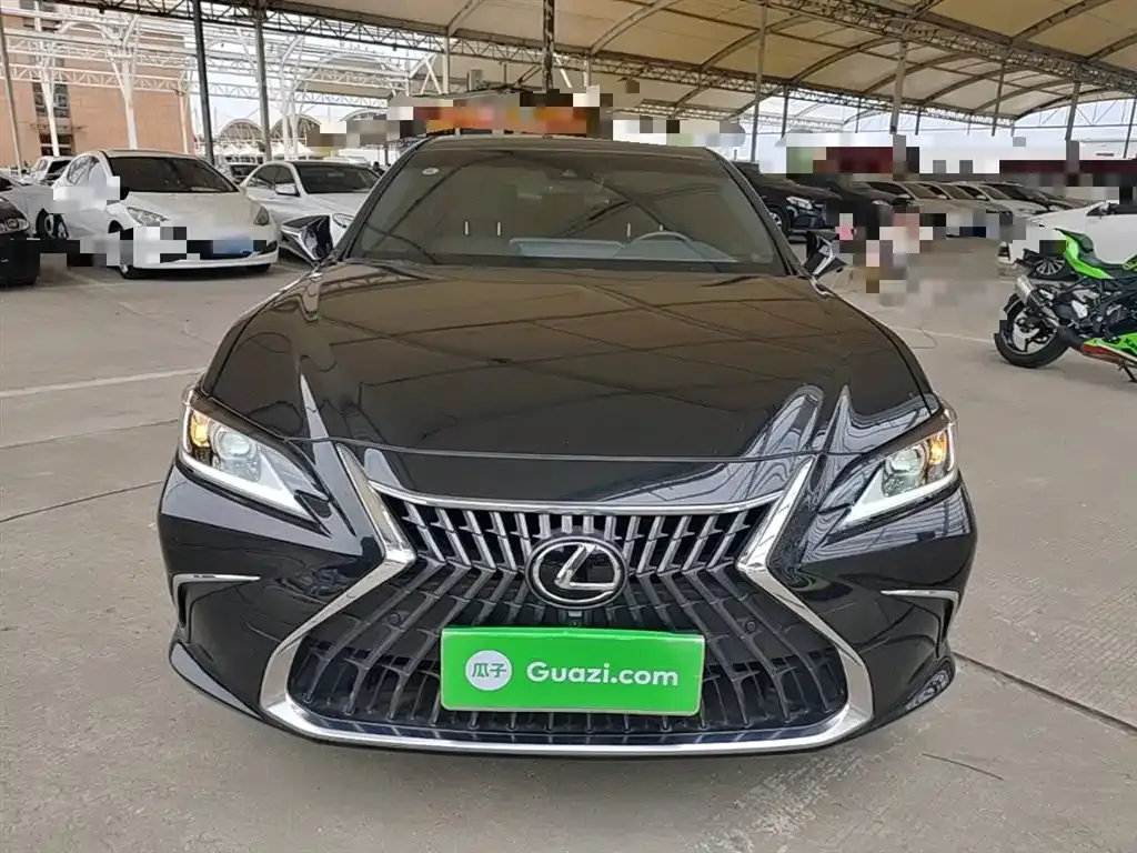 Lexus ES 2024 из CN, фото 2