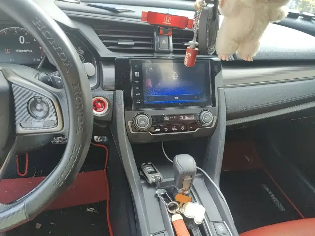Honda Civic — фото 10