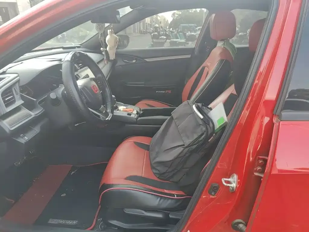 Honda Civic — фото 9