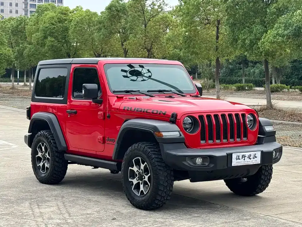 Jeep Wrangler — фото 10