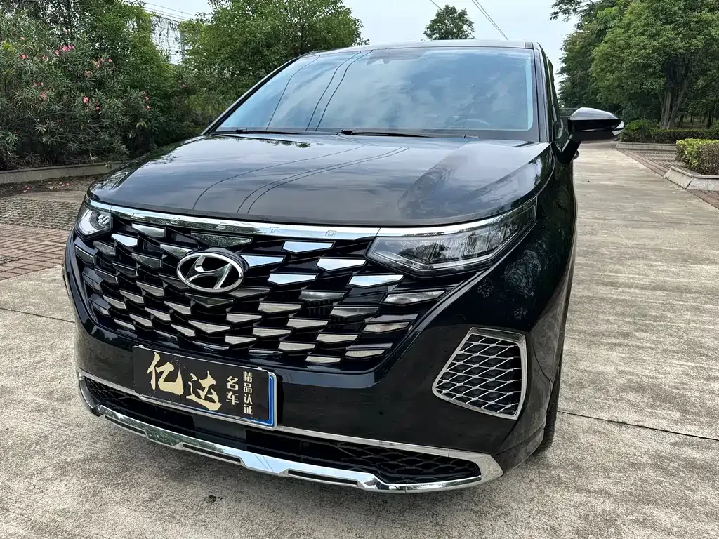 Hyundai Custo — фото 5