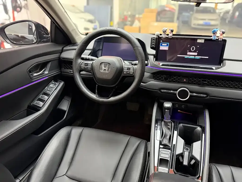Honda Accord — фото 9