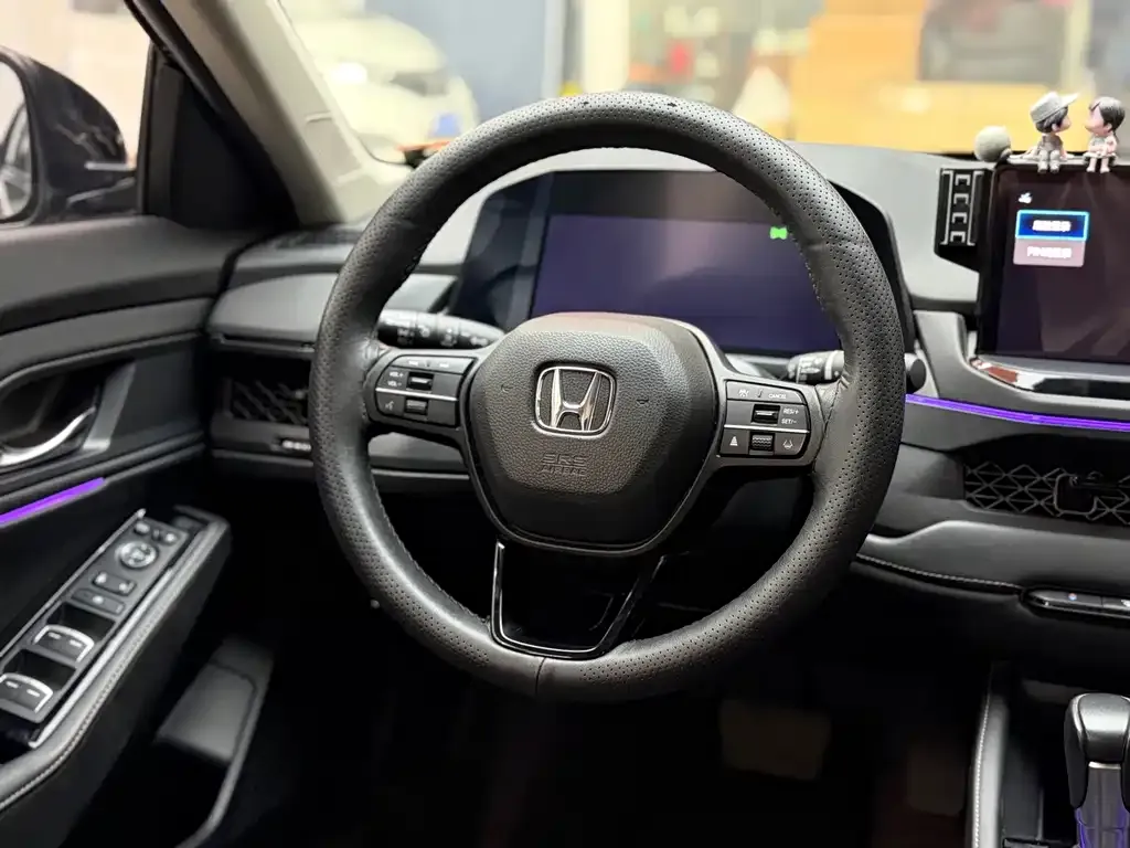 Honda Accord — фото 4