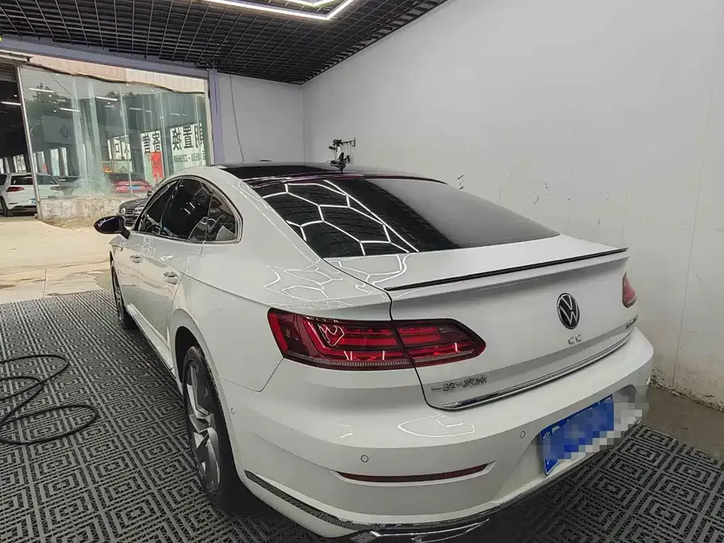 Volkswagen CC 2023 из CN, фото 6