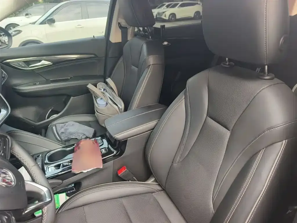 Buick Envision Plus — фото 8