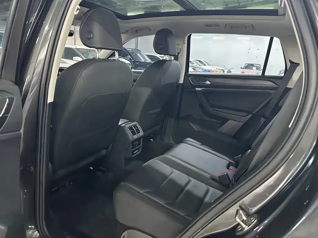 Volkswagen Tayron 2021 из CN, фото 9
