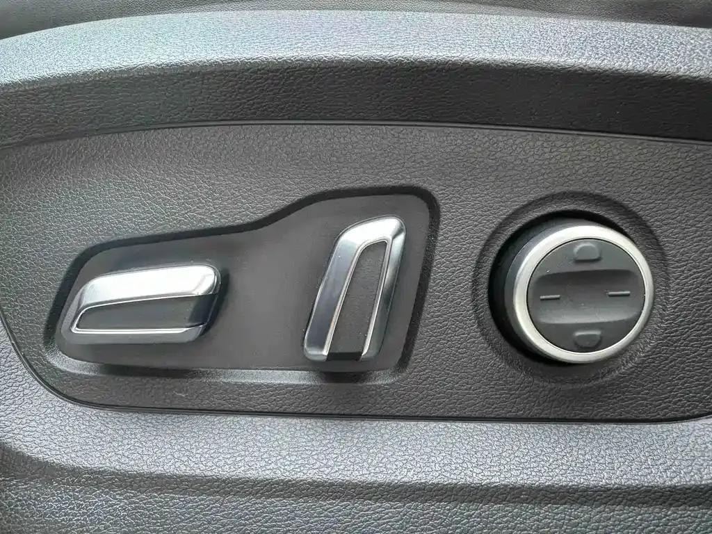 Chery Tiggo 7 — фото 10