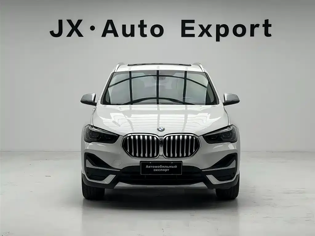 BMW X1 — фото 8