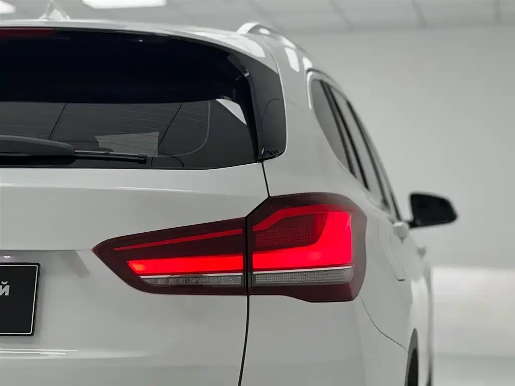 BMW X1 — фото 4