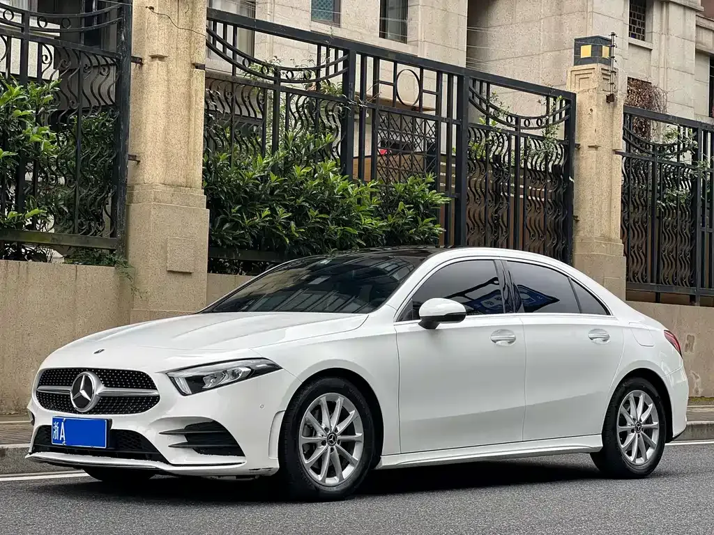 Mercedes-Benz A-Class — фото 1