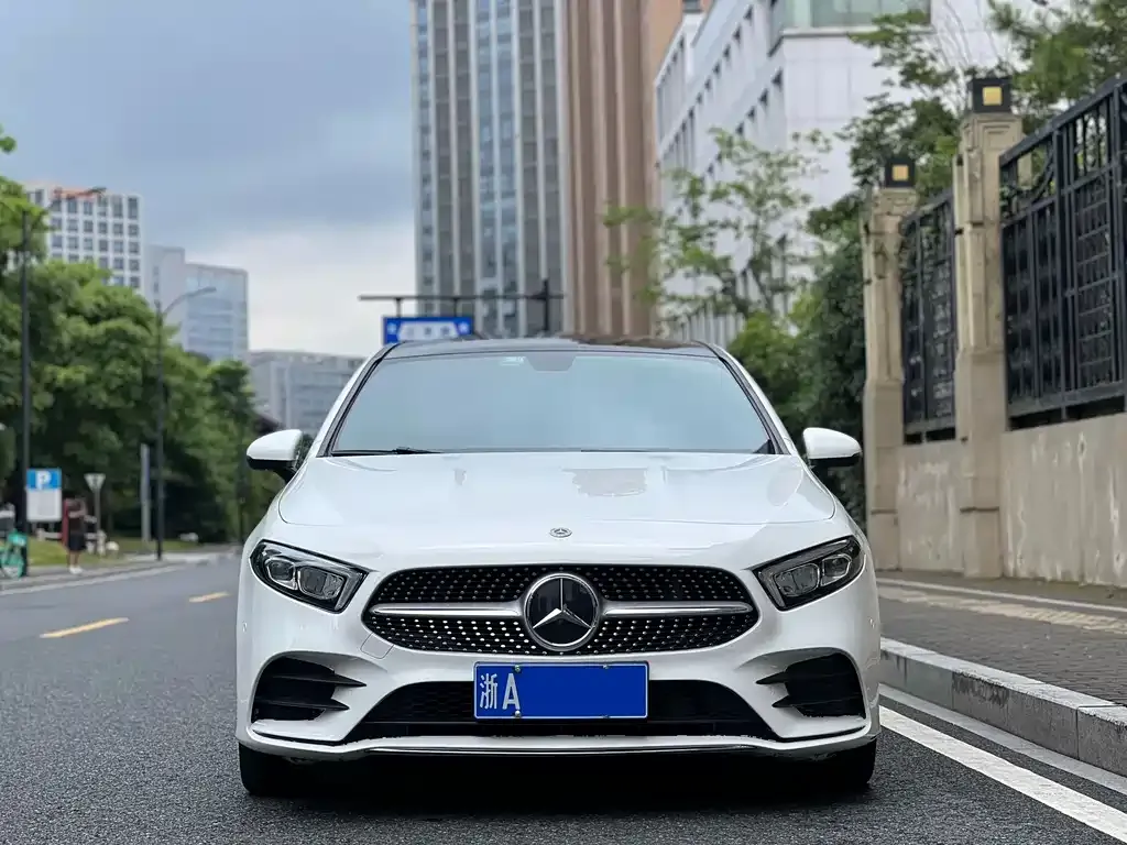 Mercedes-Benz A-Class — фото 4