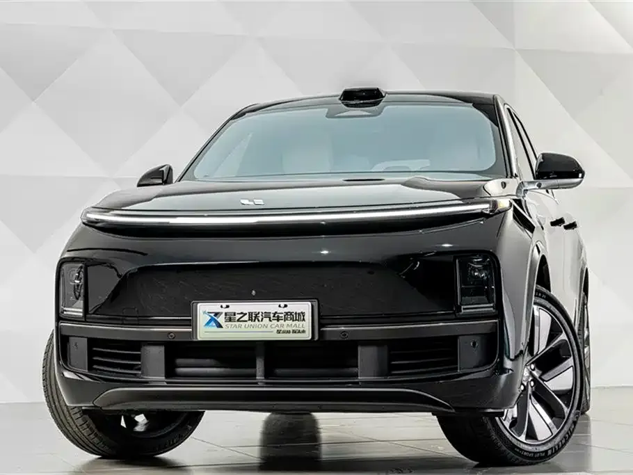 Li Auto L9 — фото 4