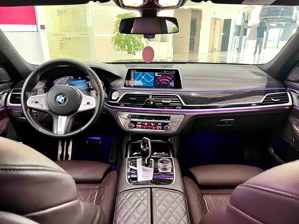 BMW 7 Series 2021 из CN, фото 4