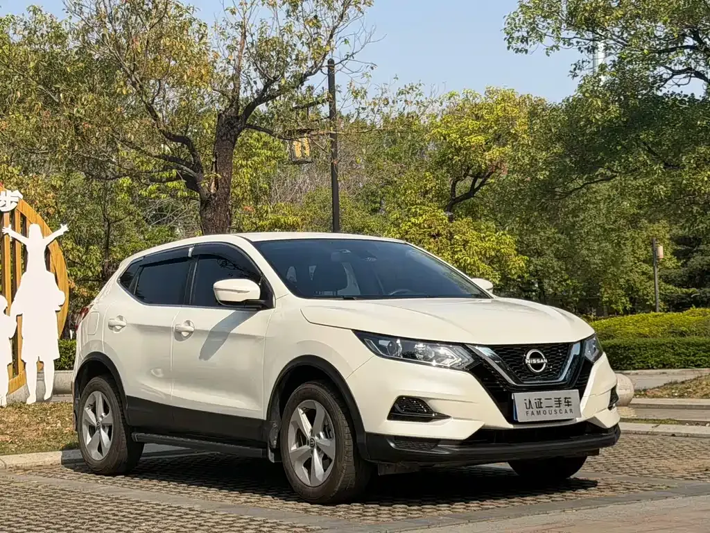 Nissan Qashqai — фото 6