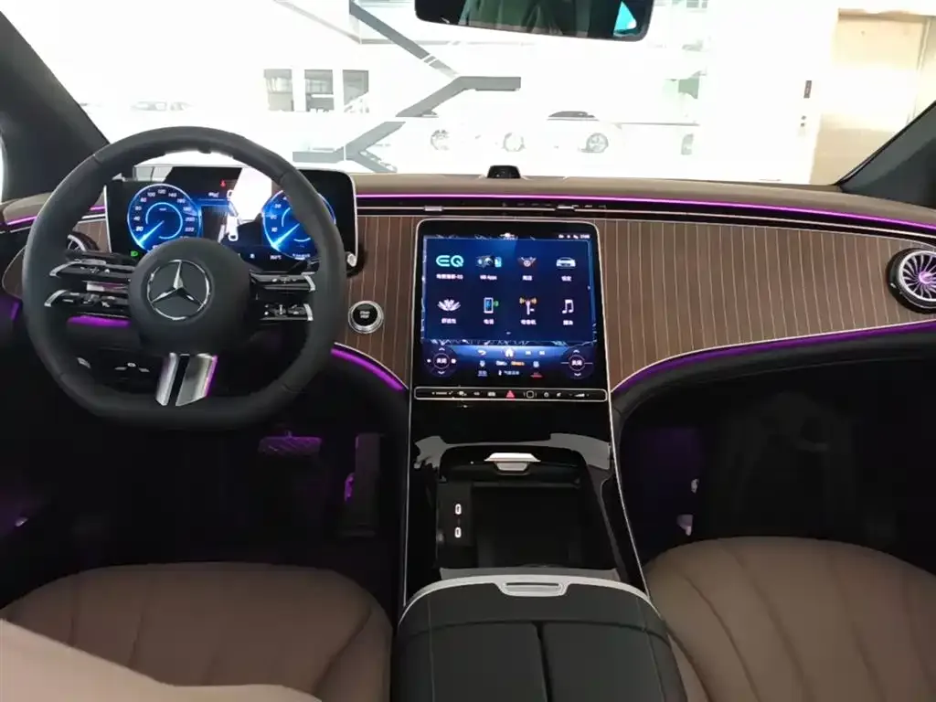 Mercedes-Benz EQE 2025 из CN, фото 6