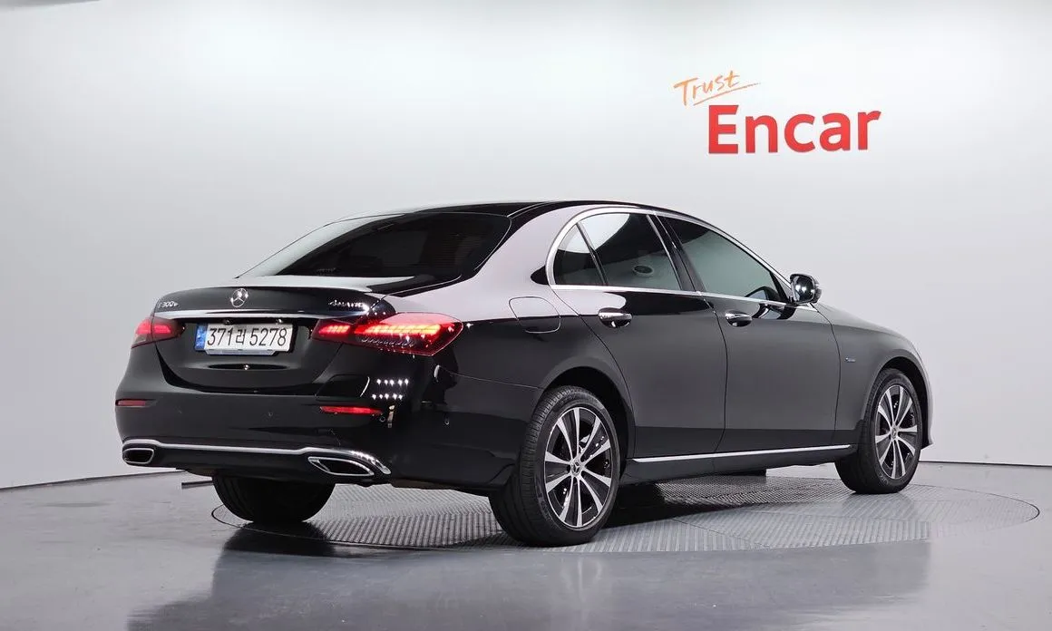 Mercedes-Benz E-Class 2021 из KR, фото 4