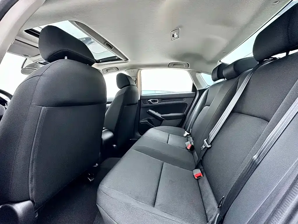 Honda Civic — фото 7