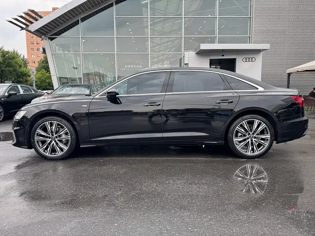 Audi A6L — фото 6