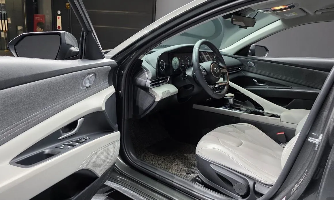 Hyundai AVANTE 2023 из KR, фото 10