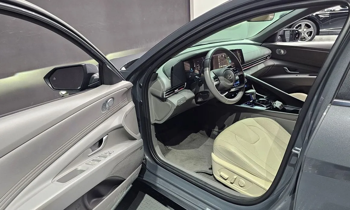 Hyundai AVANTE — фото 6