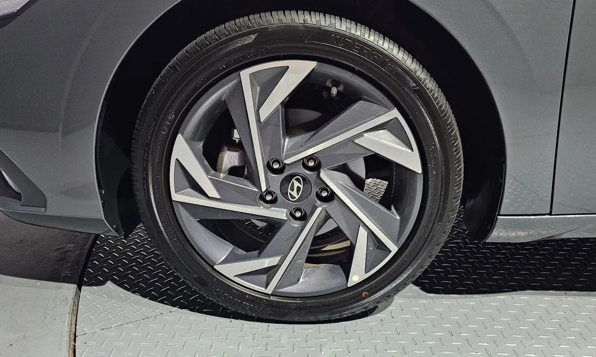 Hyundai AVANTE — фото 7