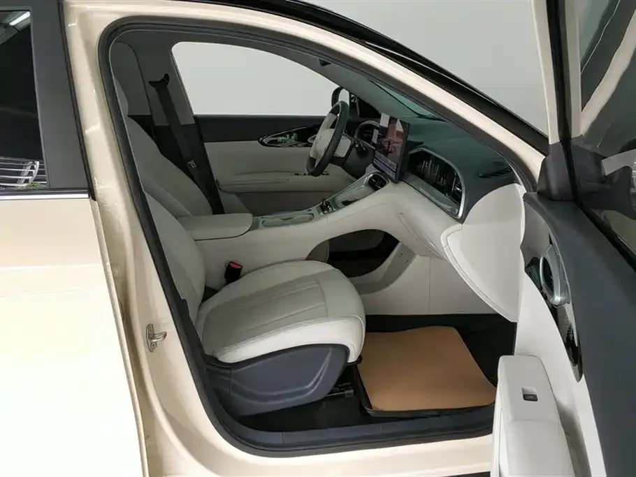 Geely Starburst — фото 4