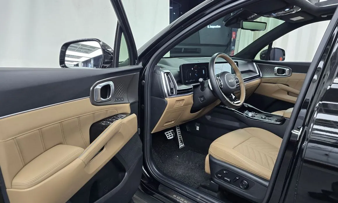 Kia Sorento — фото 9