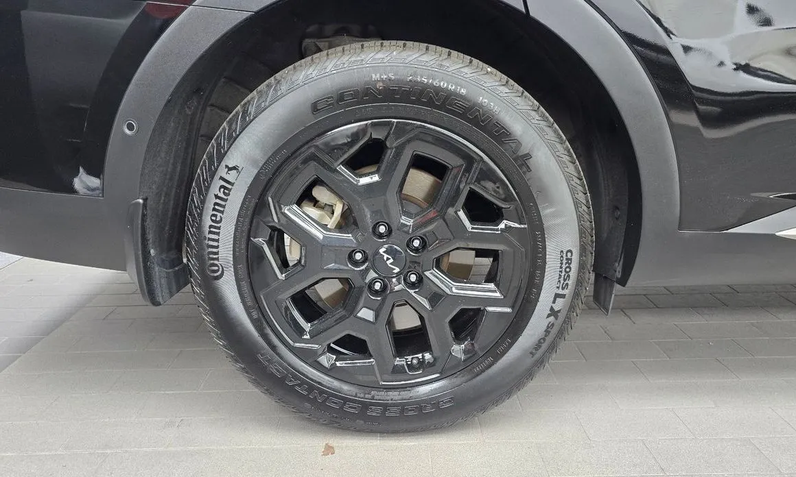 Kia Sorento — фото 7