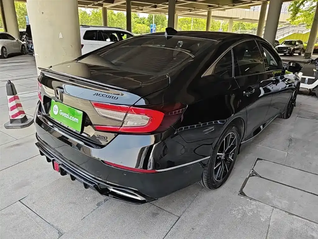 Honda Accord — фото 5