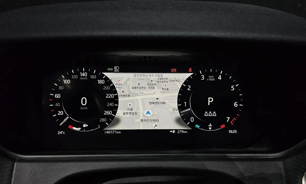 Land Rover Range Rover Velar 2023 из KR, фото 3