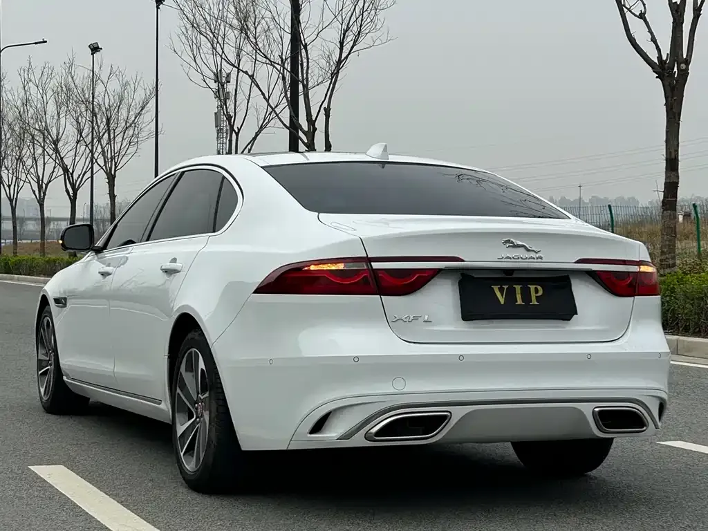 Jaguar XFL 2024 из CN, фото 9
