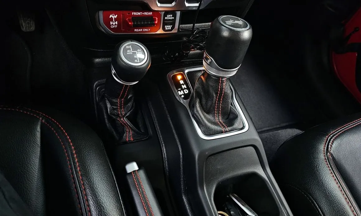 Jeep Wrangler 2021 из KR, фото 5