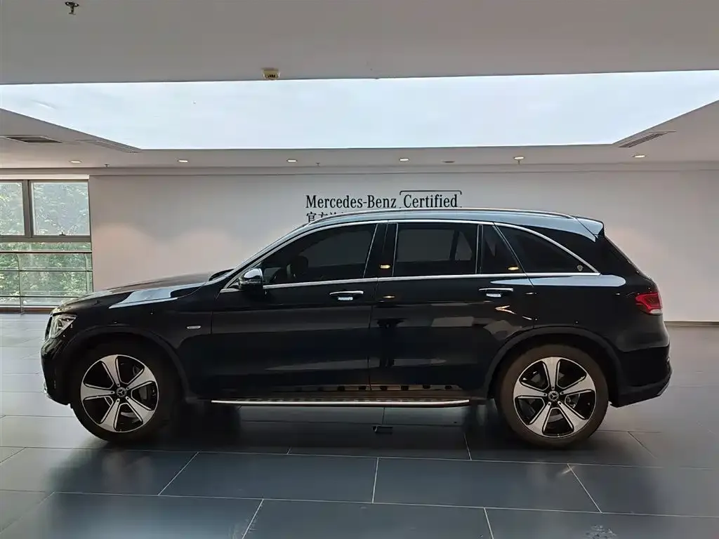 Mercedes-Benz GLC — фото 2