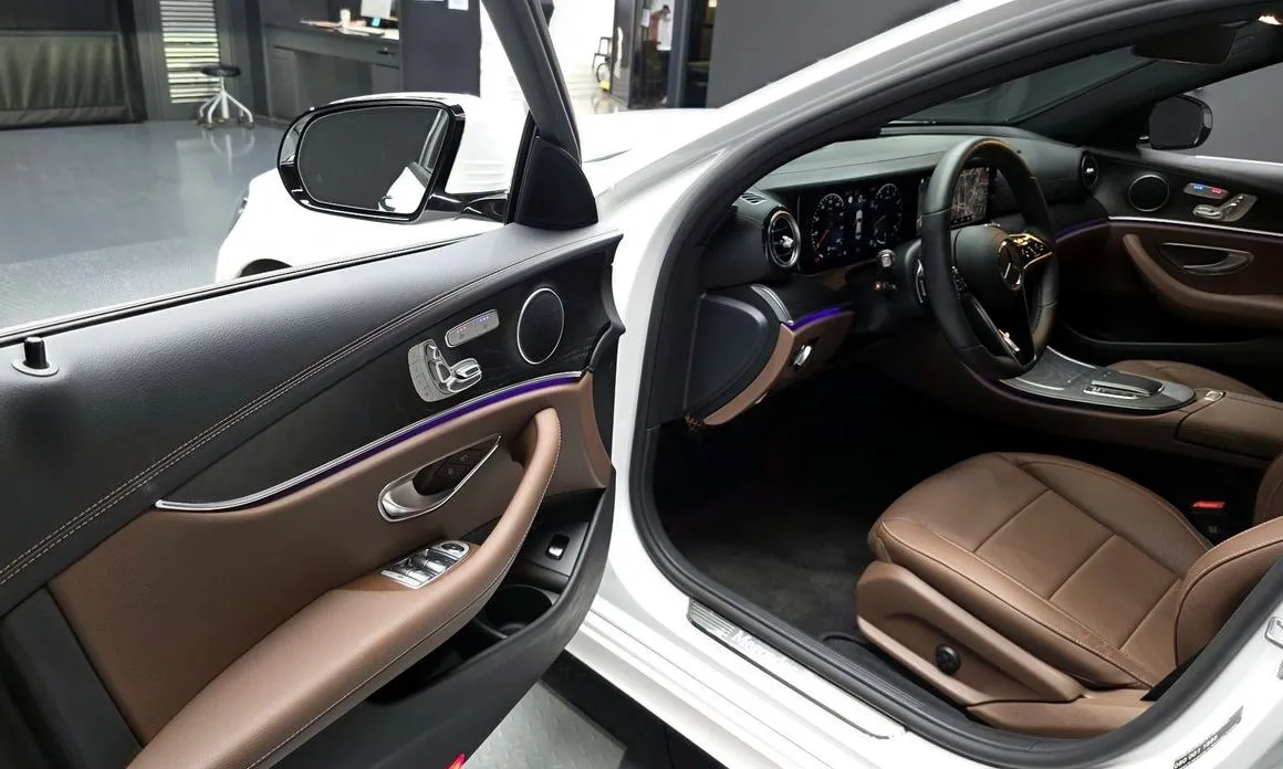 Mercedes-Benz E-Class 2023 из KR, фото 7