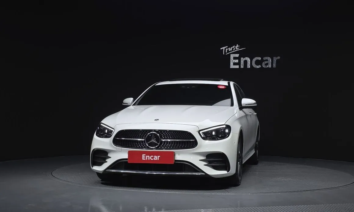 Mercedes-Benz E-Class 2023 из KR, фото 2
