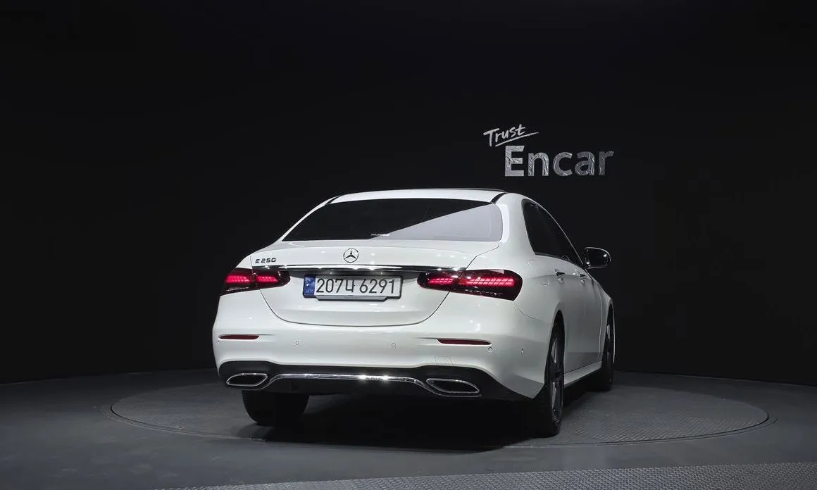 Mercedes-Benz E-Class 2023 из KR, фото 5