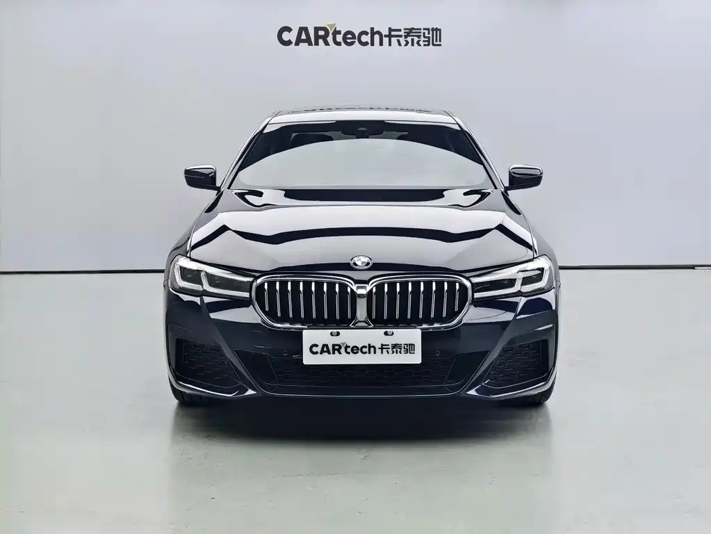 BMW 5 Series — фото 3