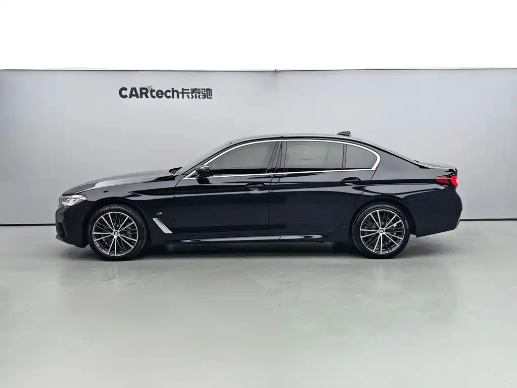 BMW 5 Series — фото 2